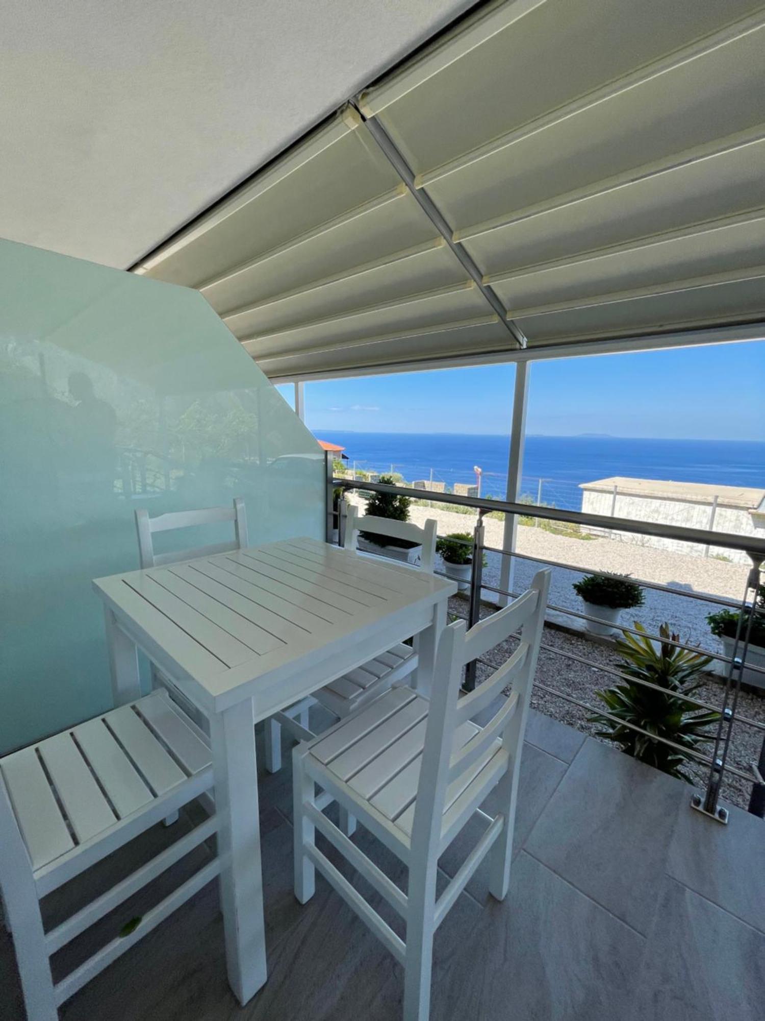 Orizzonte Blu Borsh Daire Dış mekan fotoğraf